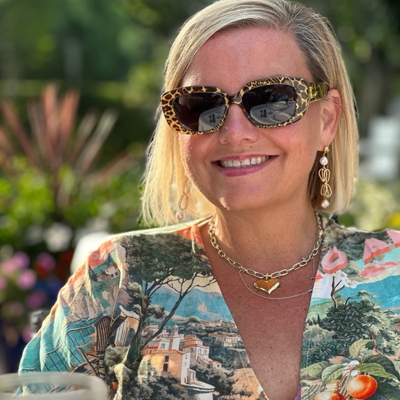 Meet your Posher, Tara - Picture 1 of 1